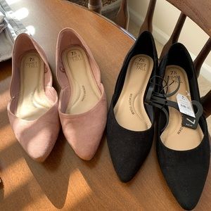 2 pair of flats